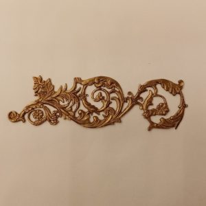 0102 decorazione a volute mm. 60×200